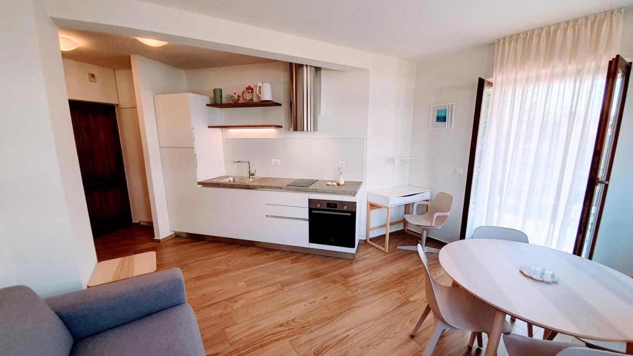 Luxury Apartment - Few Minutes From The Sea بوريتش المظهر الخارجي الصورة